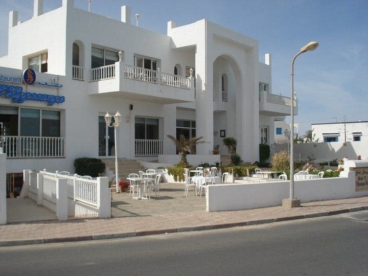 Hotel Flamingo Beach Mezraia Luaran gambar
